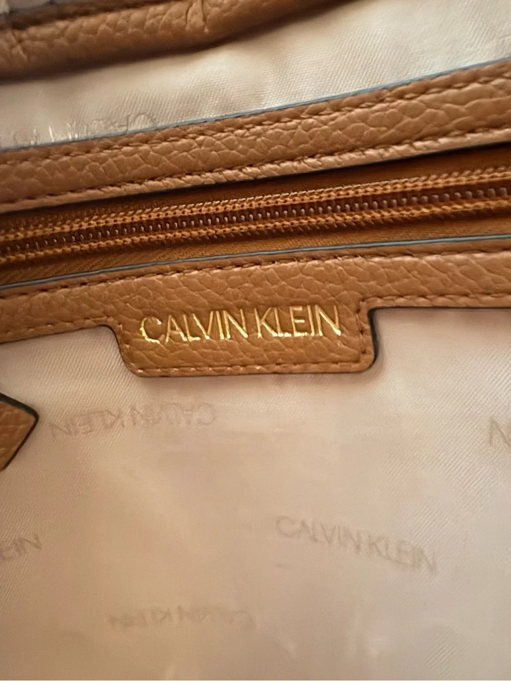 Calvin Klein Caramel Pebbled Faux Leather Tote Classic Large Boho Chic Elegant